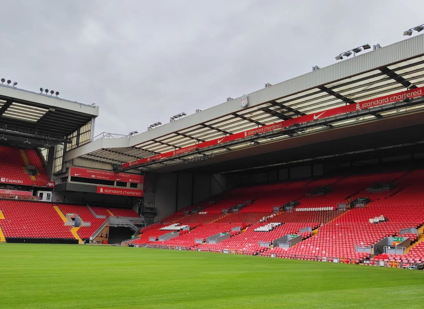 意媒：巴洛特利正随业余队训练，意丙联赛或成为现实选择（意媒：巴洛特利随业余队备训，或将转战意丙联赛）