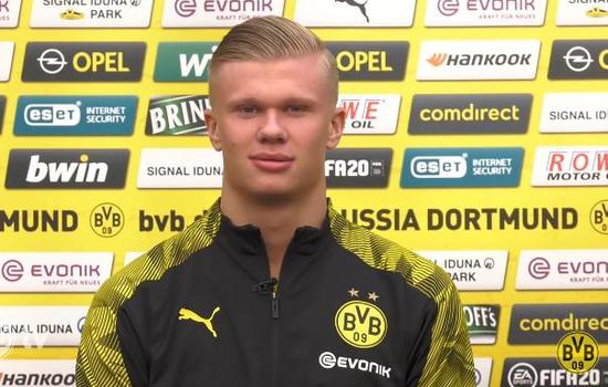 哈兰德：我觉得我已跻身顶级前锋，我对自己的成就感到骄傲（哈兰德自评已跻身顶级前锋行列，对个人成就倍感自豪）