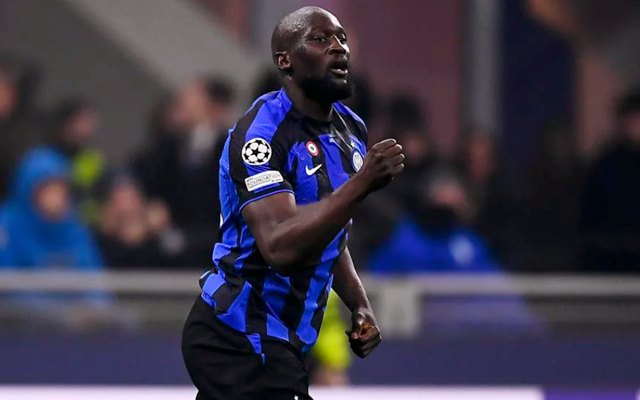 马明宇隔空给邵佳一加油：非常期待佳一率领国足走出低谷（马明宇隔空为邵佳一打气：期待佳一带领国足走出低谷）