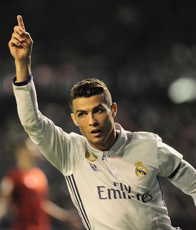 巴尔德佩尼亚斯谈首秀：会把落场球衣放房间里，用以提醒自己（巴尔德佩尼亚斯谈处子战：把比赛球衣放在房间里，时刻鞭策自己）