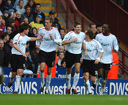 科贝电台：专家会诊由亚马尔团队要求，巴萨仍排除手术治疗（科贝电台：亚马尔团队促成专家会诊，巴萨仍不考虑手术）