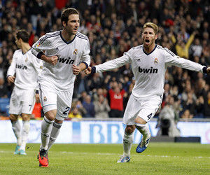 邮报：梅努希望冬窗离开曼联，有12家俱乐部对他感兴趣（邮报：梅努盼今冬离开曼联，12家球队有意引进）