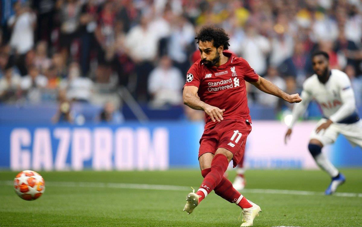 爷青回，维耶里社媒晒与大罗、巴乔、托蒂、卡纳瓦罗等人合照（维耶里社媒晒合影：同框大罗、巴乔、托蒂、卡纳瓦罗等传奇）