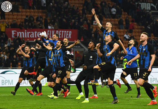 单届世欧预／欧预赛进球榜：哈兰德、莱万16球并列第一（单届世欧预／欧预赛射手榜：哈兰德与莱万同以16球登顶）