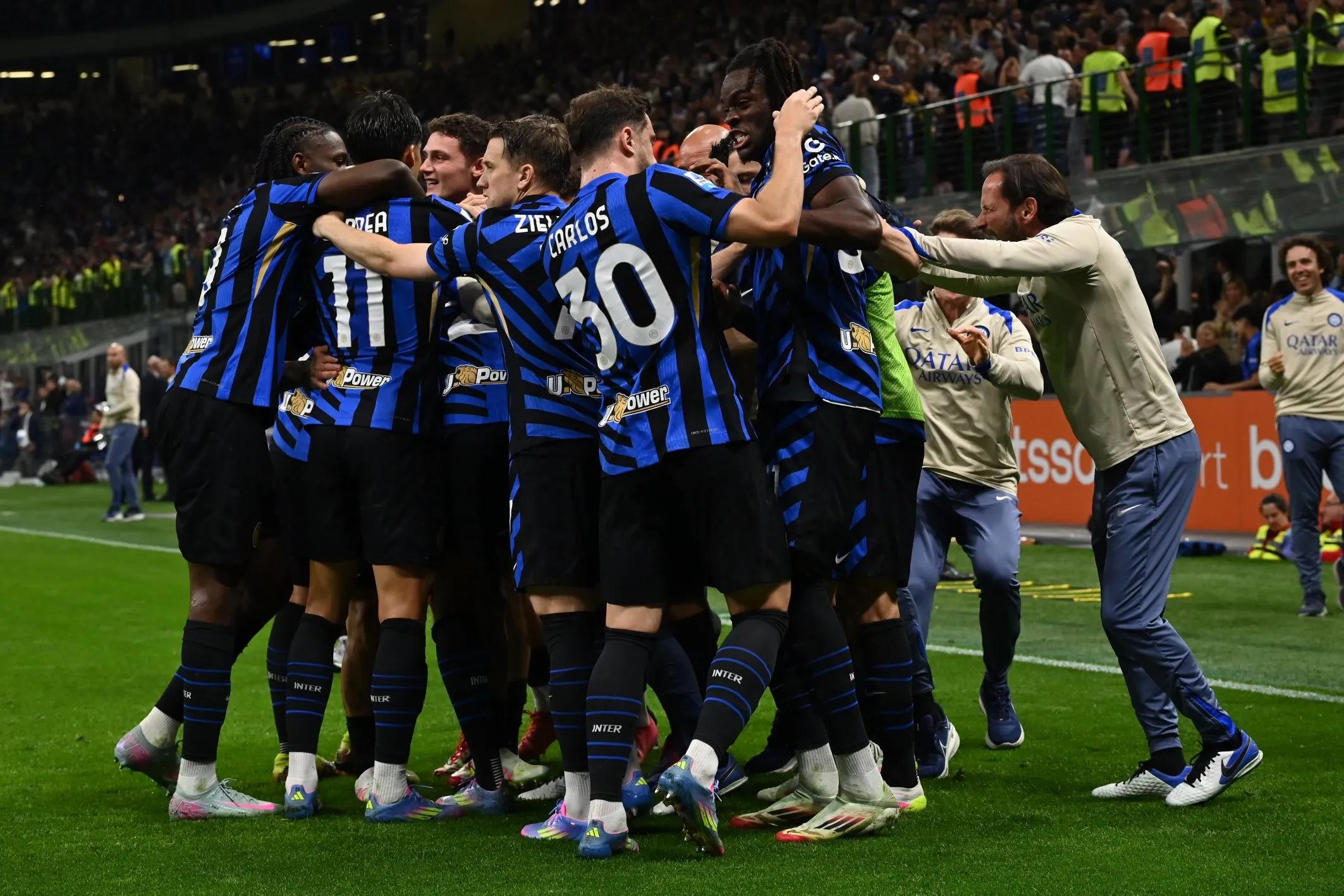 掘金约基奇豪取三双助球队连胜（约基奇揽三双，掘金续写连胜）